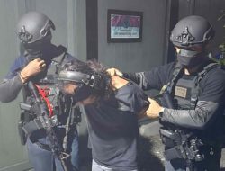 Densus 88 Polri Sapu Rata Terduga Teroris di Jabar, Jateng, Sulteng, Sulsel, Riau dan Malut